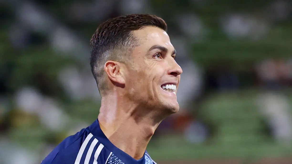 Inimigo de Cristiano Ronaldo tem contrato por duas temporadas, ou seja, até 2027, e pediu mais tempo para implementar o seu estilo de jogo