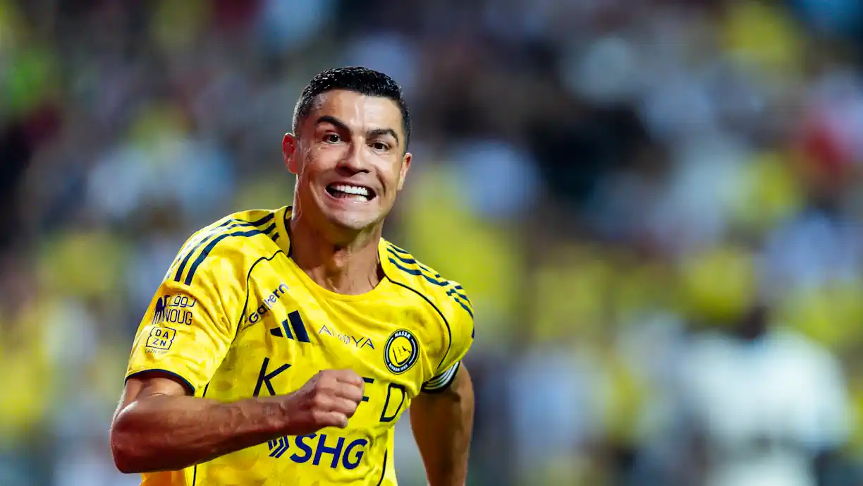 Para além da vitória de Cristiano Ronaldo e companhia, invasão de campo foi destaque no Al Nassr - Al Ittihad