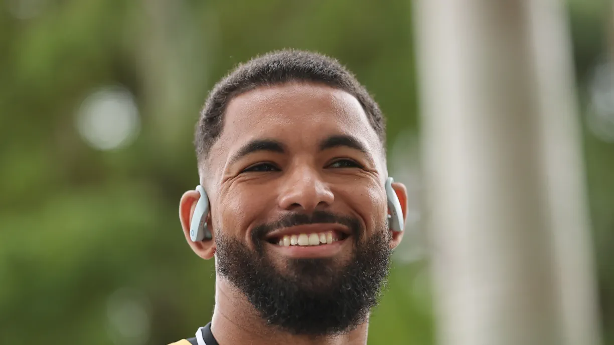 Douglas Luiz fez parte da lista de potenciais reforços do Sporting, mas vai rumar a outras paragens e escapa aos leões