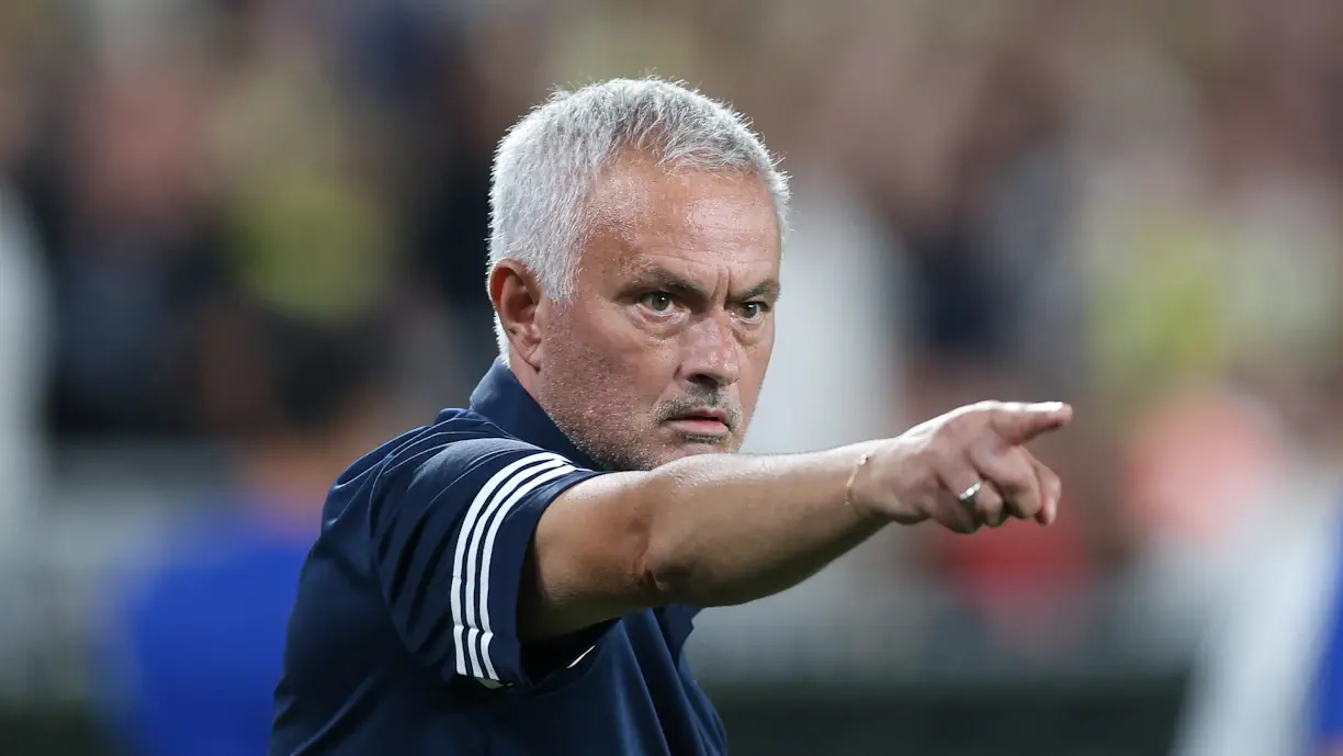 José Mourinho afirmou que apenas uma equipa quis vencer no duelo entre Fenerbahçe e Benfica, válido para a primeira mão do playoff de acesso à Champions