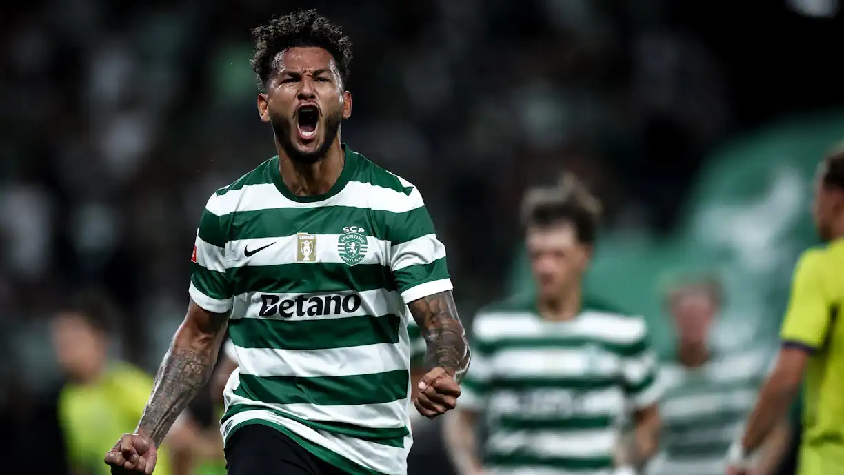 Luis Suárez chegou ao Sporting com a pressão acumulada de fazer esquecer Viktor Gyokeres e adotou postura que dá que falar