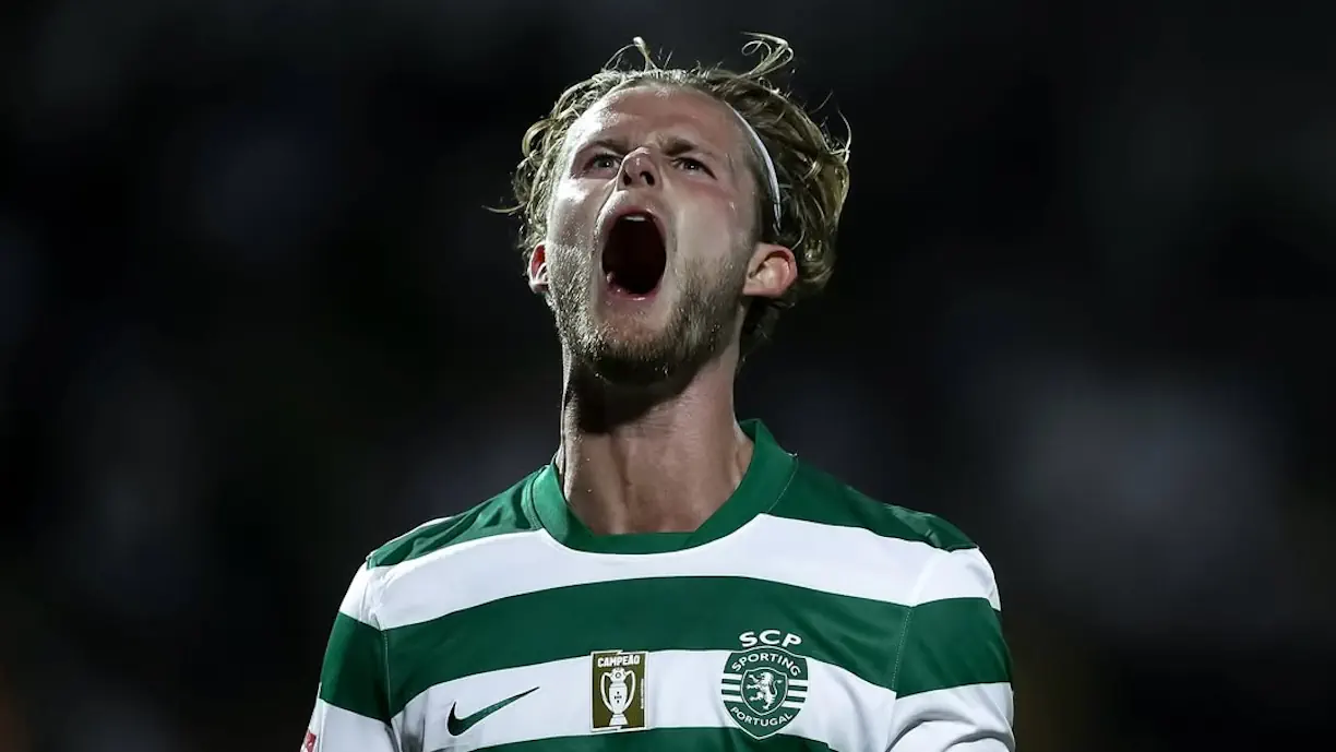 Sporting ainda não terá recebido qualquer proposta formal pela contratação de Morten Hjulmand nesta fase do defeso