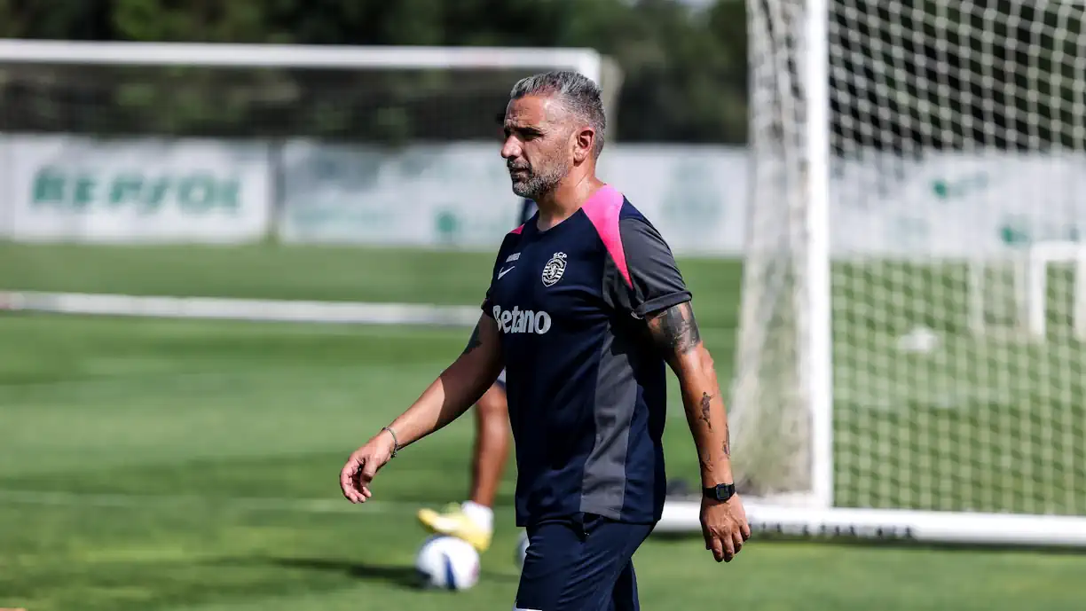 Sporting aceita prejuízo e vende excedentário de Rui Borges por 4 milhões