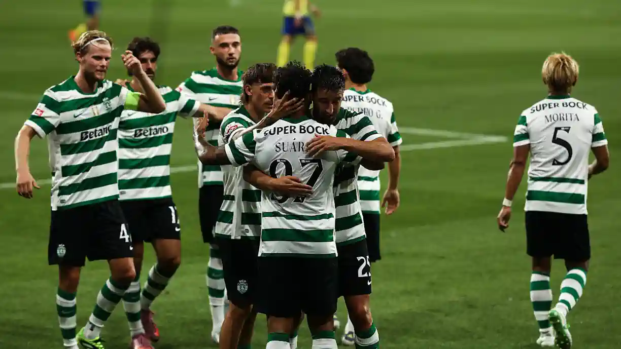 Segundo golo no Sporting - Arouca é um dos temas da partida, após a expulsão de Nanín, devido a 'falta grosseira'