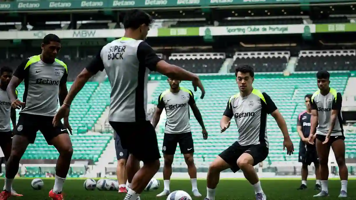 Estádio de Alvalade está renovado e pronto para jogo, tendo já recebido a aprovação dos craques do Sporting
