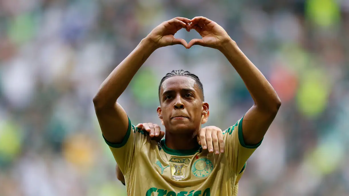 Vanderlan pode ser reforço do Red Bull Bragantino e abrir espaço para Matheus Reis ser contratado ao Sporting pelo Palmeiras