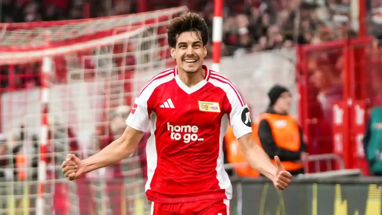 Jeremiah St Juste esteve perto de deixar o Sporting no verão, mas Diogo Leite, ex Porto, acabou por não sair do Union Berlim