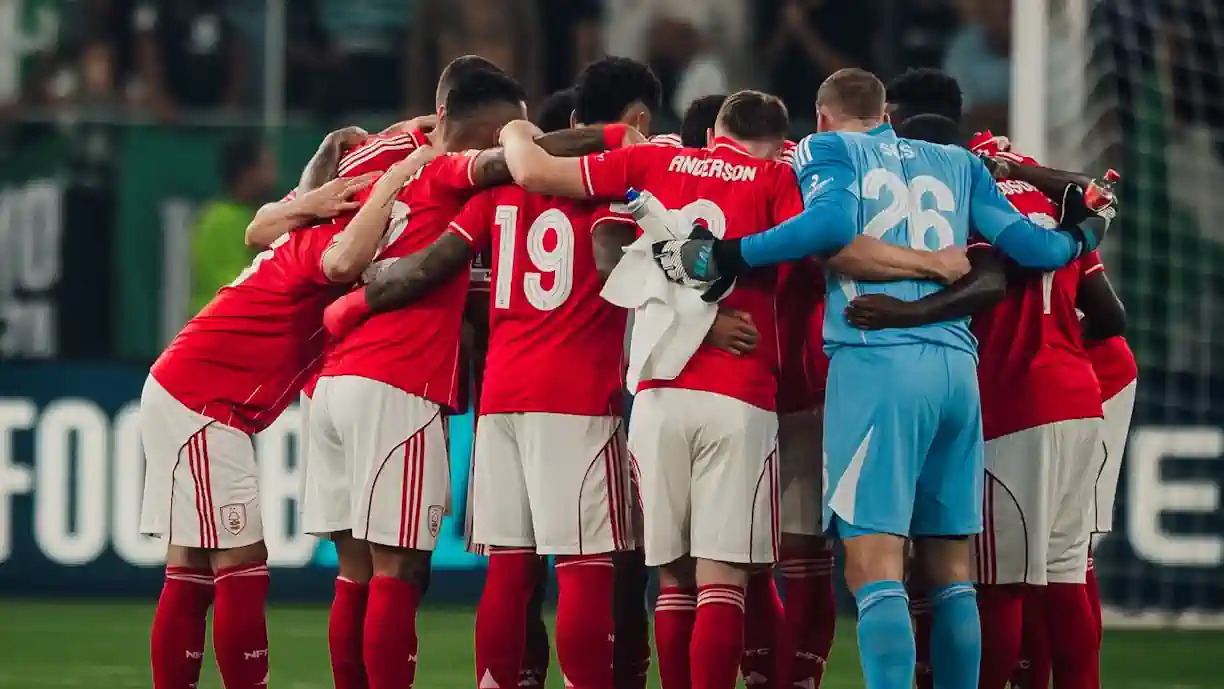 Médio que foi apontado ao Sporting para o lugar de Morten Hjulmand fez uma assistência no empate entre Bétis e Nottingham Forest