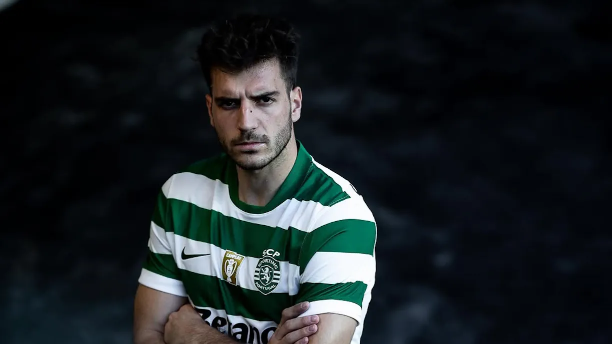 É oficial! Fotis Ioannidis é reforço do Sporting e já teve oportunidade de falar aos adeptos leoninos