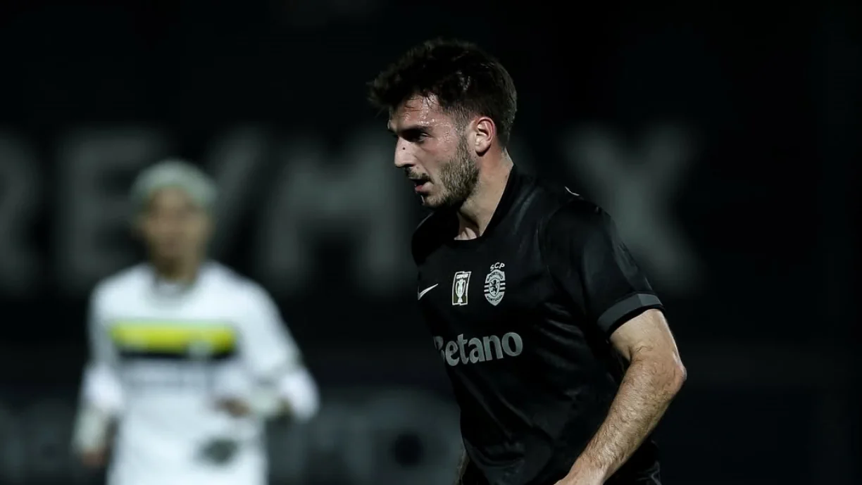 Ioannidis estreou-se no Famalicão - Sporting e há quem diga que "jogou fora de posição"