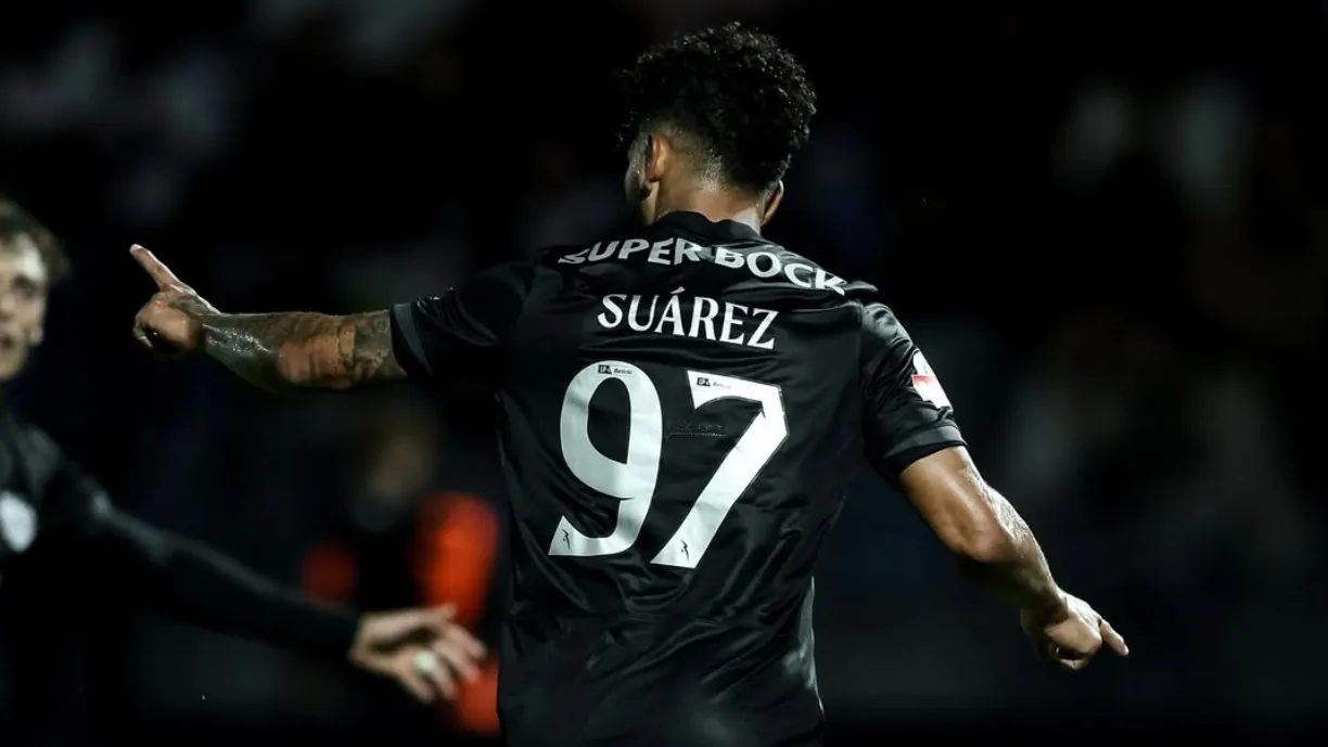 Luis Suárez marcou no Famalicão - Sporting, fez o terceiro golo pelos leões e dedicou momento à esposa Carolina