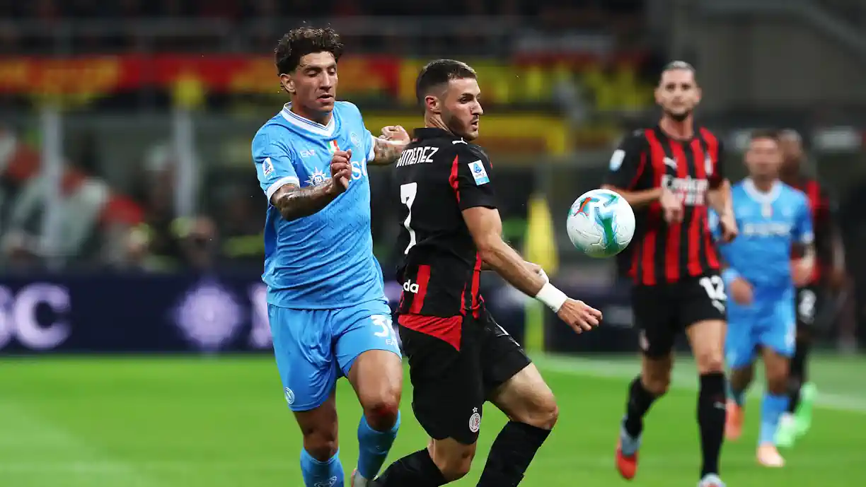 Próximo adversário do Sporting para a Liga dos Campeões saiu derrotado de San Siro no Milan - Napoli