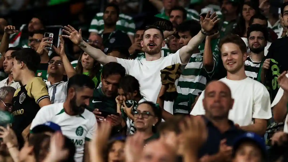 Sporting empatou (1-1), este sábado, dia 4 de outubro, frente ao Vitória de Guimarães, e fica com os mesmos pontos do Benfica