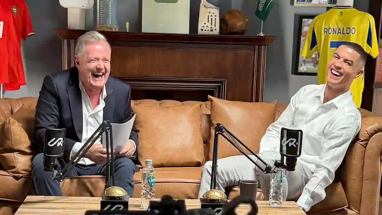 Piers Morgan e Cristiano Ronaldo explodem internet com anúncio polémico