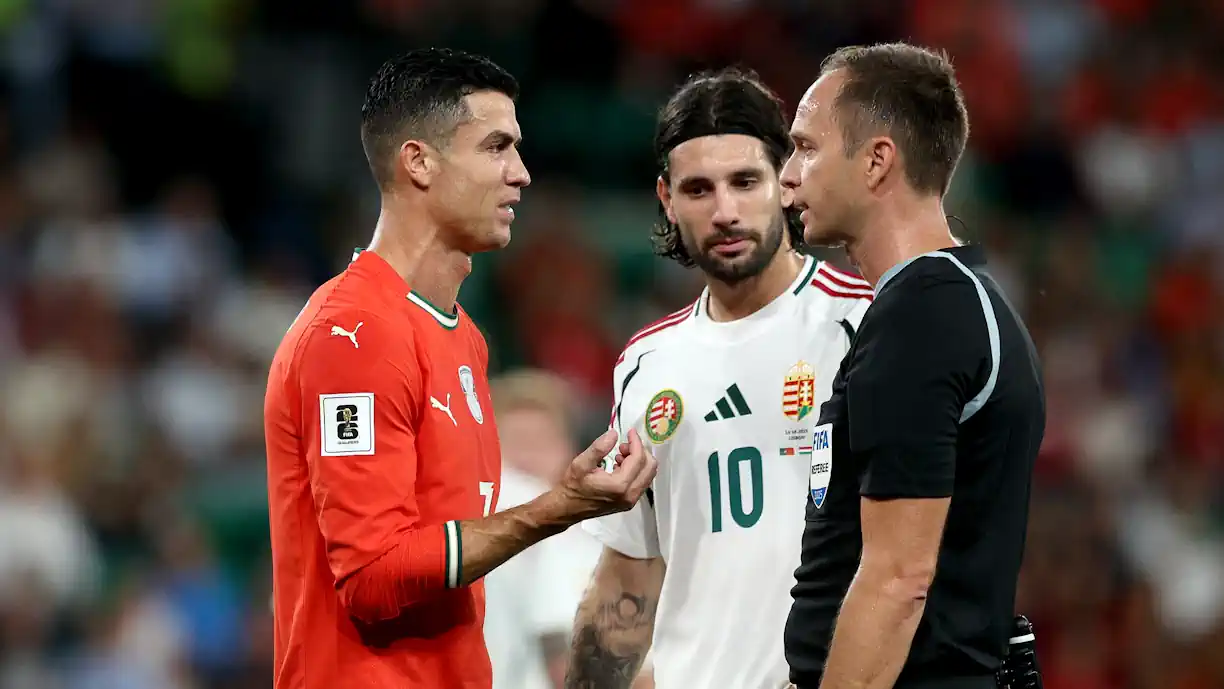 Seleção Nacional adiou o apuramento para o Mundial de 2026; Apesar do bis de Cristiano Ronaldo, Portugal empatou diante da Hungria, por 2-2