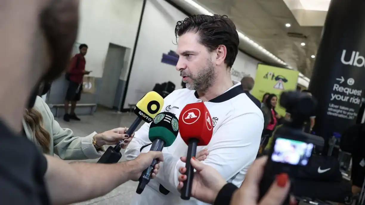 Like a Bosch! Treinador da equipa de hóquei em patins do Sporting celebrou a conquista do mundial de clubes