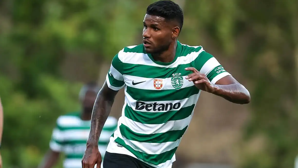 Sem utilização no Sporting, Matheus Reis ‘obrigado’ a tomar decisão