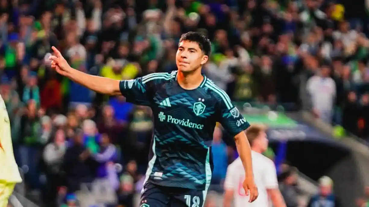 Sporting está muito perto de alcançar um acordo verbal para a contratação de Obed Vargas, médio dos Seattle Sounders