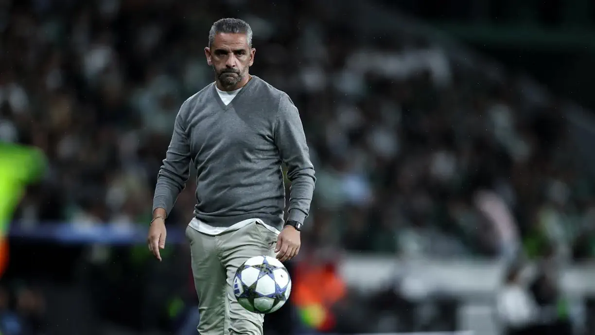 Titular revela discurso de Rui Borges ao intervalo do Sporting - Marselha