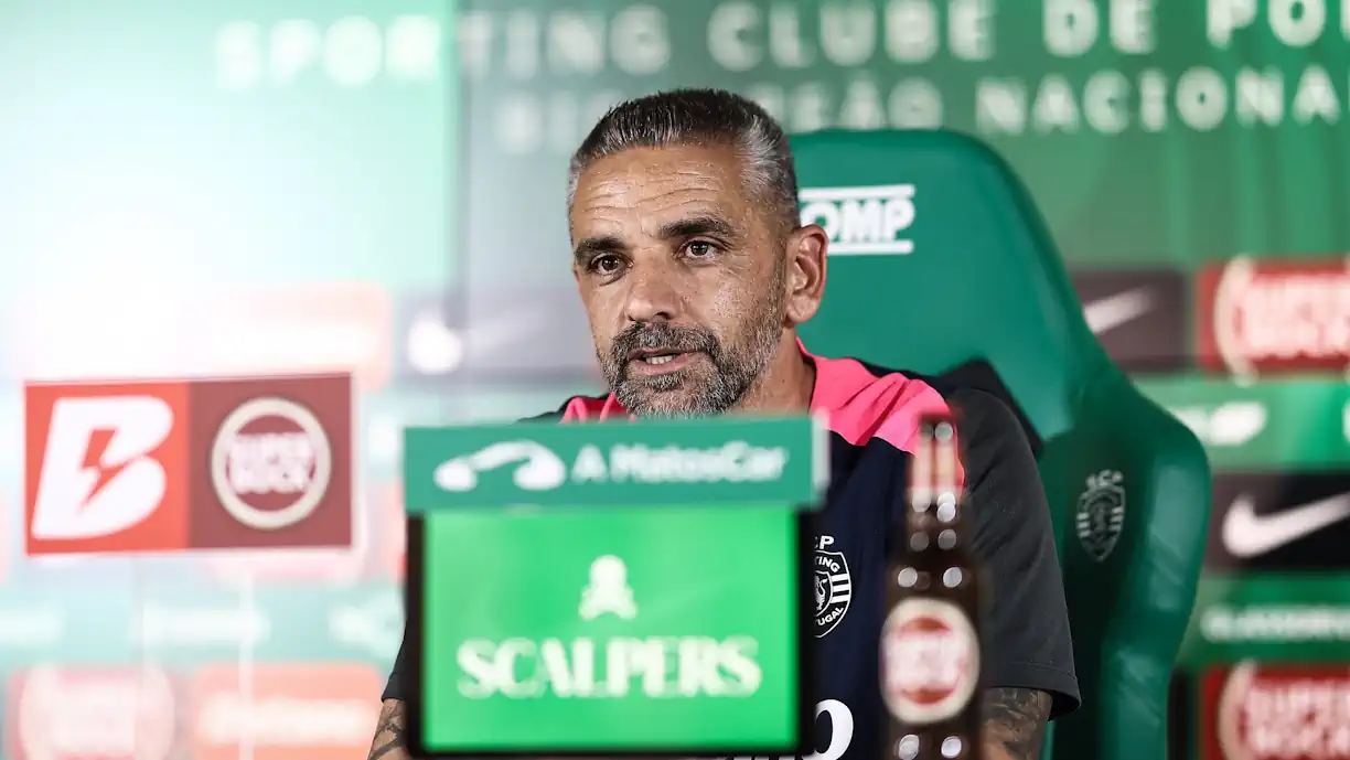 Fotis Ioannidis deverá ser novamente a escolha de Rui Borges na frente de ataque do Sporting, com Luis Suárez no banco