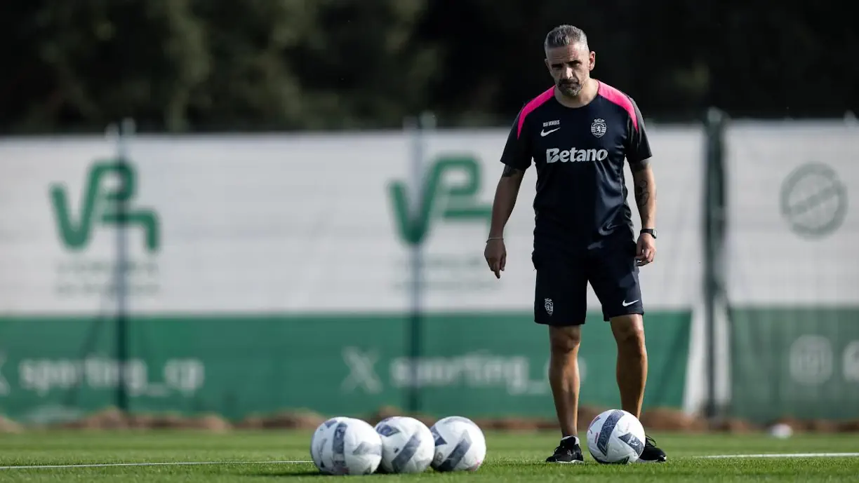 Rui Borges voltou a orientar treino do Sporting, com Hidemasa Morita de regresso antes da patida com o Alverca, para a Taça da Liga