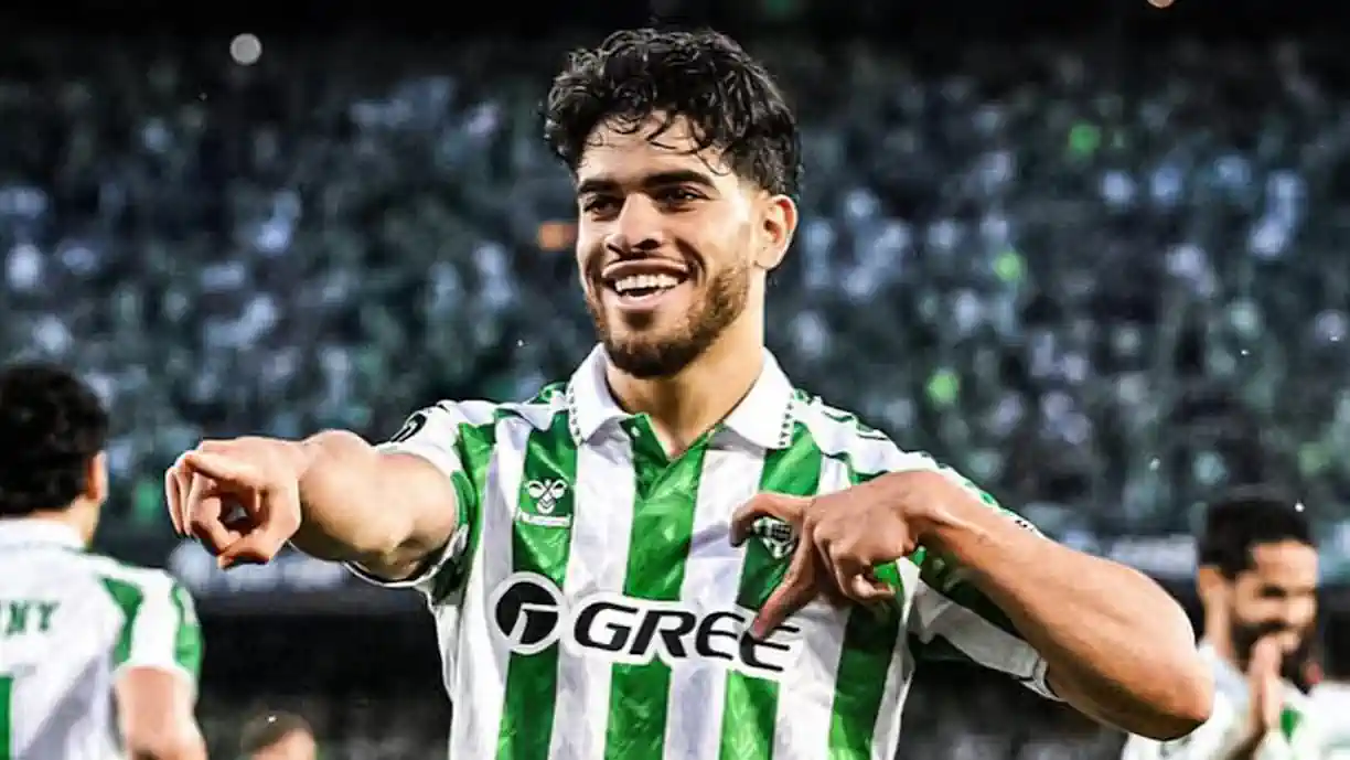 Abde Ezzalzouli? Jogador do Betis volta a ser opção para o Sporting