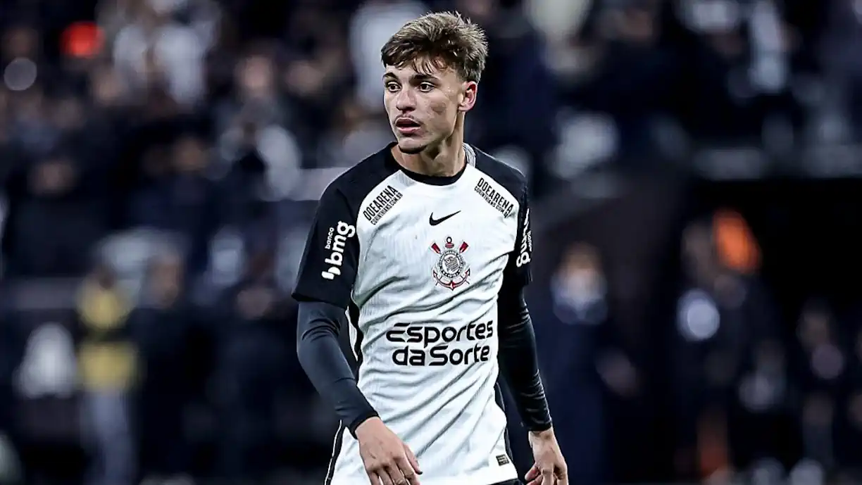 Sporting continua atento a Breno Bidon, mas tem outra prioridade