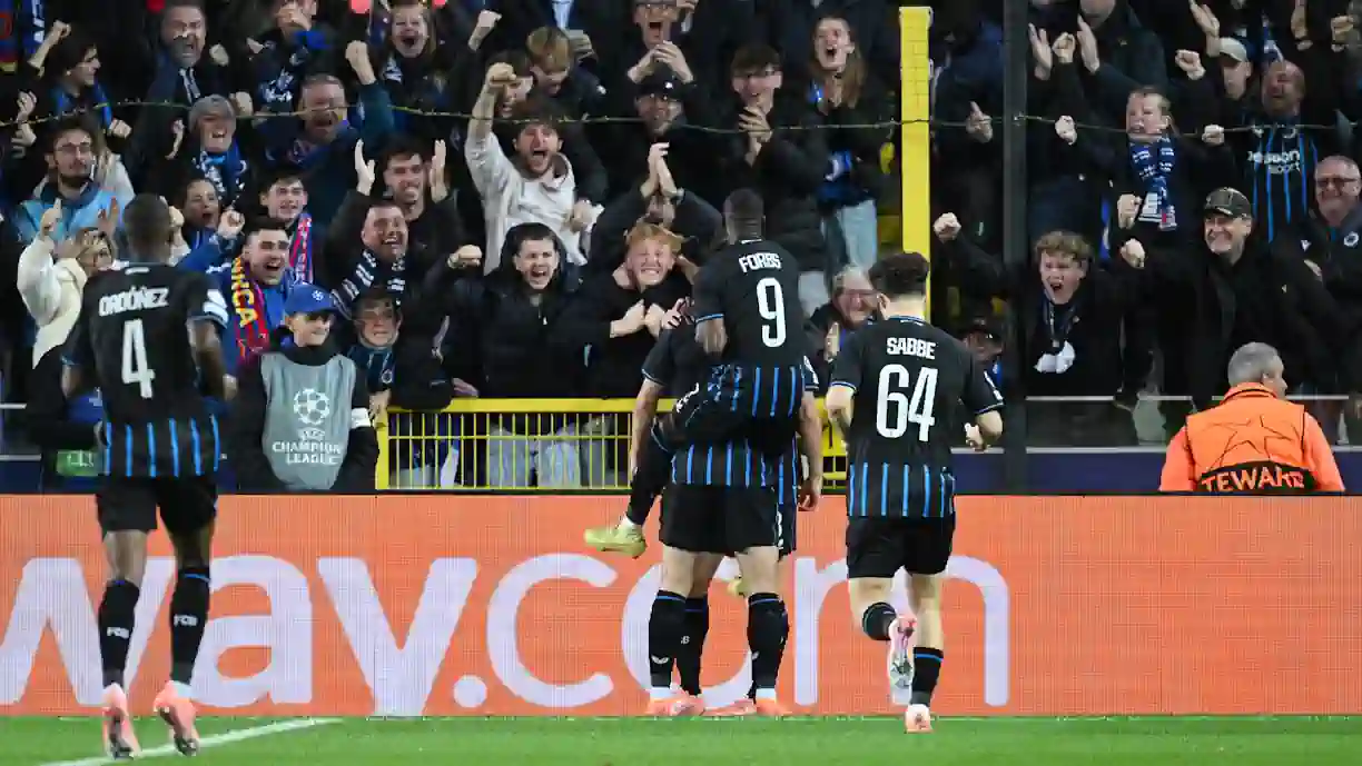 Carlos Forbs, ex Sporting, bisou e assistiu no Club Brugge - Barcelona e agora está nomeado para jogador da jornada da Liga dos Campeões