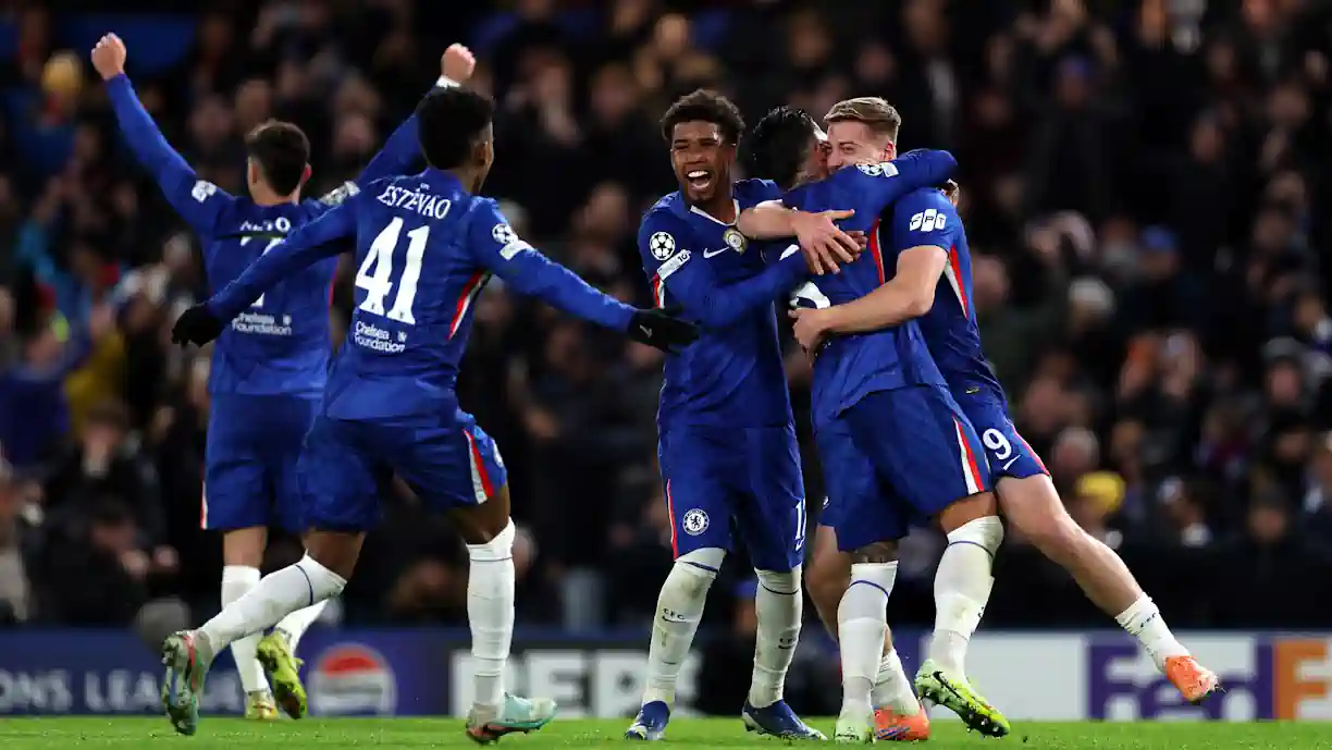 Craque que passou pelo Sporting ainda foi lançado, mas não evitou amasso no Chelsea - Barcelona