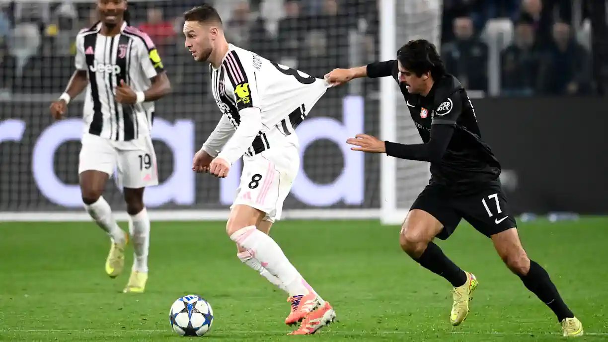 Maxi Araújo não esqueceu o remate à barra de Francisco Trincão, que acredita que poderia ter valido a vitória ao Sporting