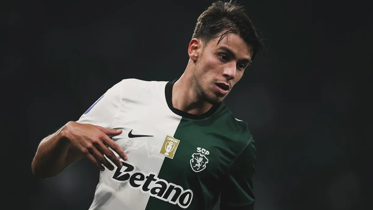 Georgios Vagiannidis será titular no Juventus -Sporting, da Liga dos Campeões, o que lhe valerá a sua estreia nesta fase da prova milionária