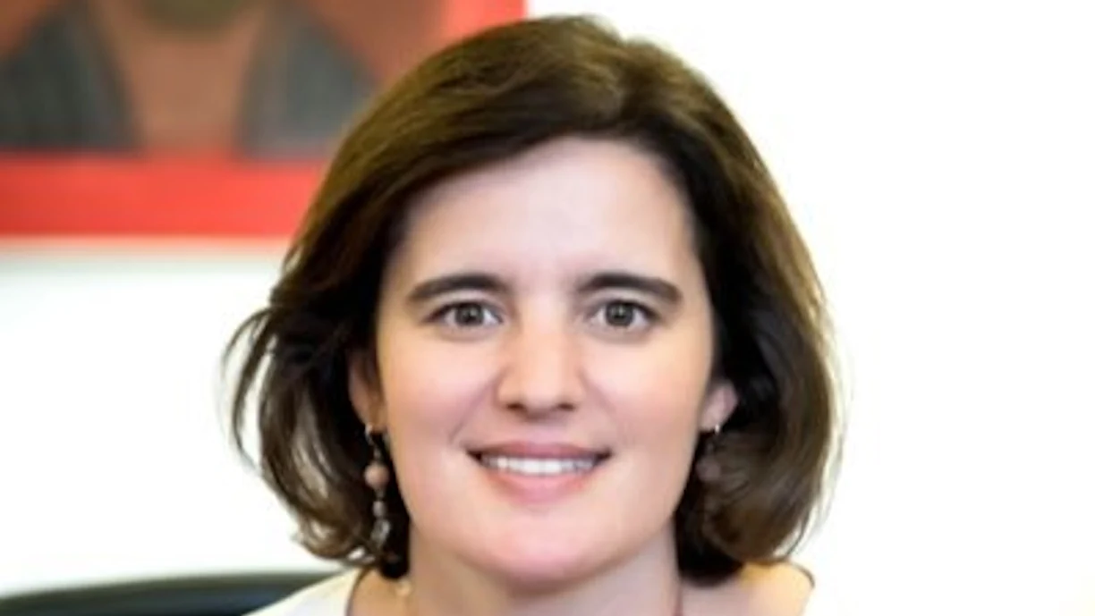 Mariana Vieira da Silva, deputada da Assembleia da República, preocupada com lesão de futebolista do Sporting