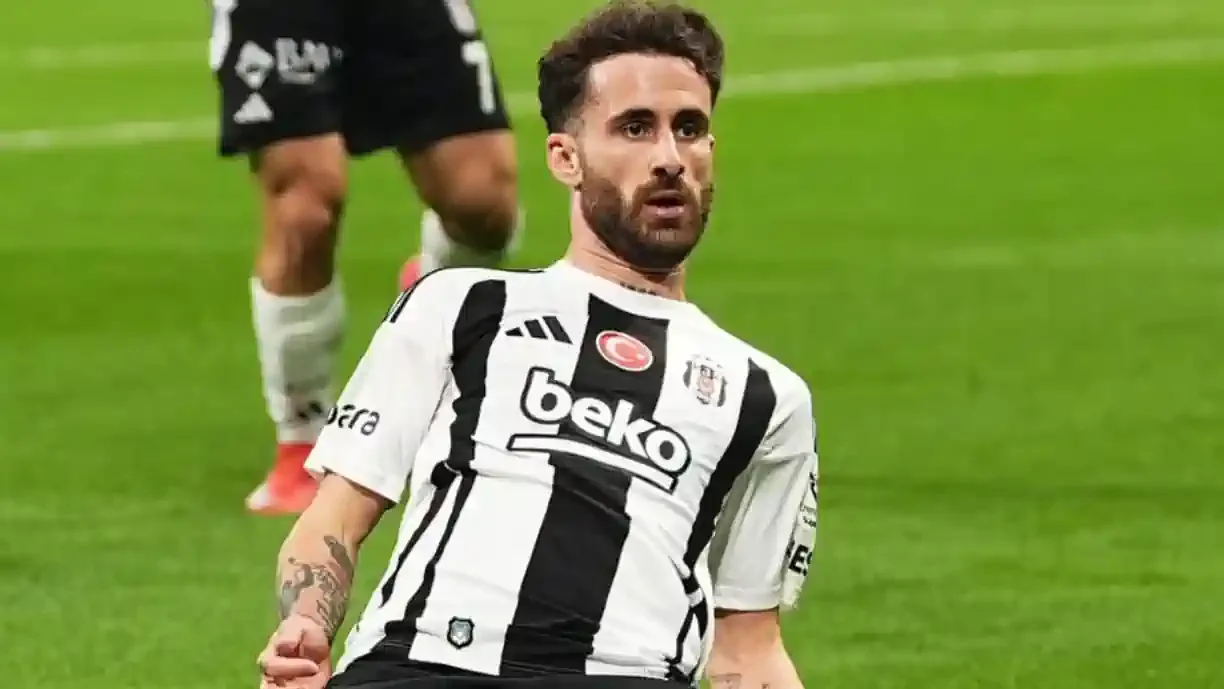 Bomba! Sporting pode estar disposto a concorrer com o Benfica por Rafa Silva