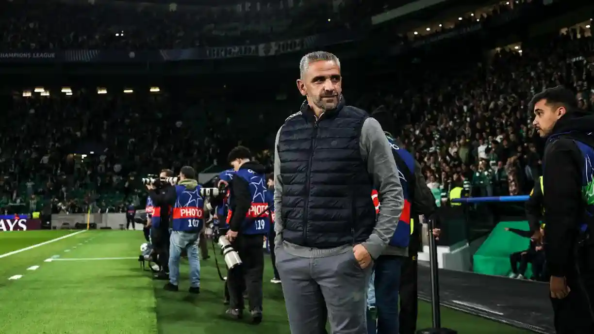 No rescaldo do Sporting - Club Brugge, Rui Borges agradece... ao VAR