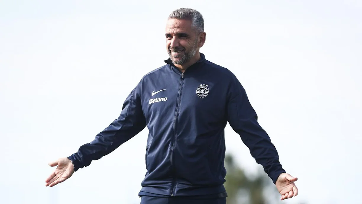 Sporting pretende dar extremo a Rui Borges logo nos primeiros dias de janeiro e tem dois nomes já sinalizados