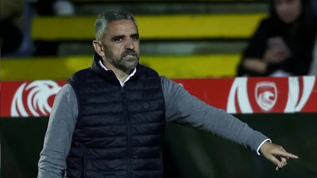 Titulares do Sporting realizaram realizaram trabalho de recuperação, enquanto que os restantes futebolistas treinaram no relvado, sob ordens de Rui Borges