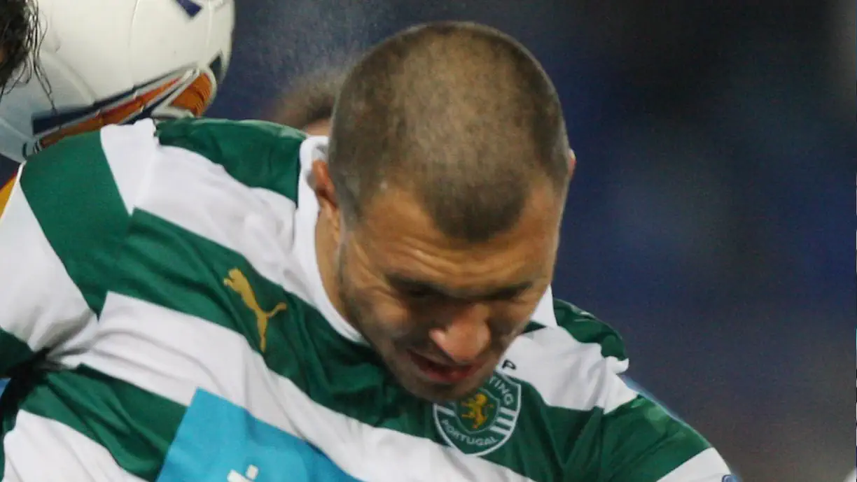 Bojinov impediu Matías Fernández de bater um penálti, que viria a ditar a eliminação do Sporting da Taça da Liga