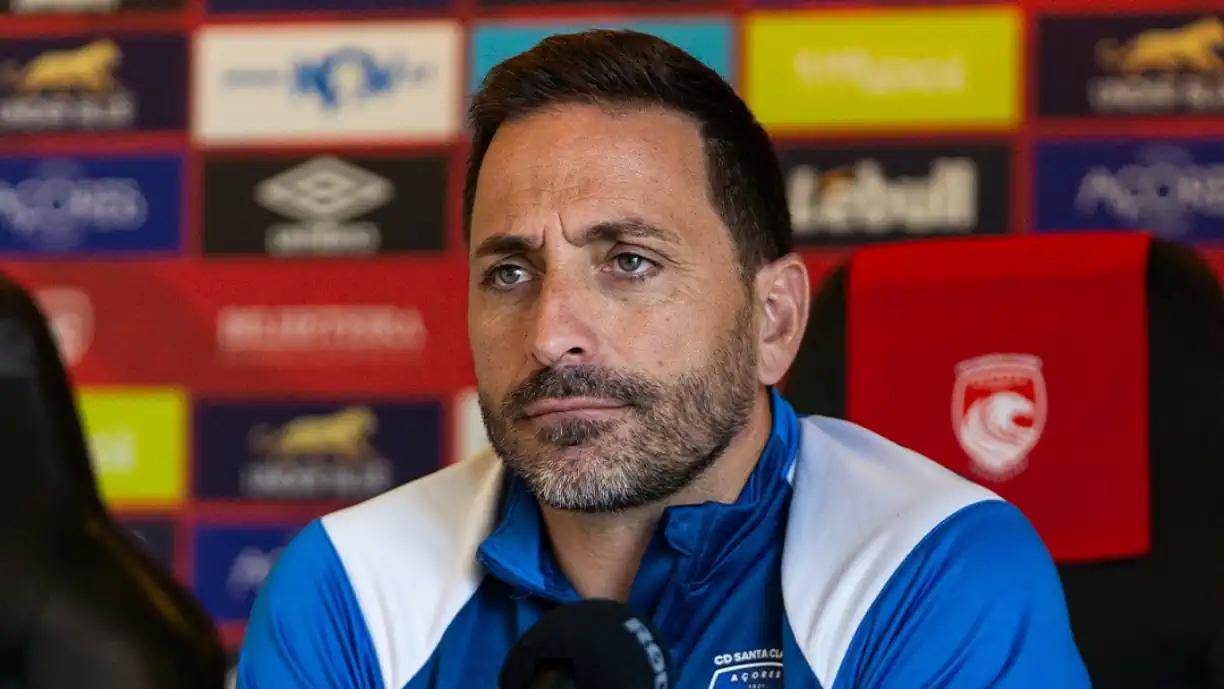 Vasco Matos, do Santa Clara, esteve à conversa com os jornalistas, em conferência de imprensa, antes da partida com o Sporting