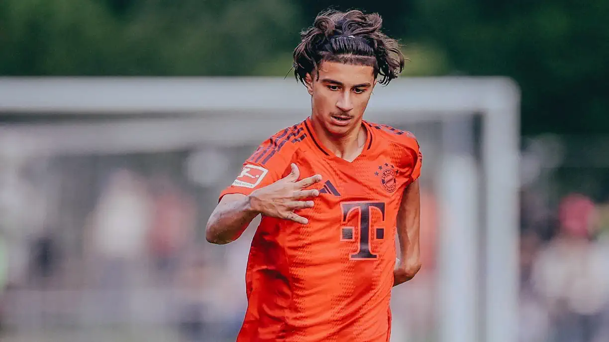 Adin Licina, pérola do Bayern Munique, é visto com bons olhos por parte da estrutura do Sporting e agora também do Benfica