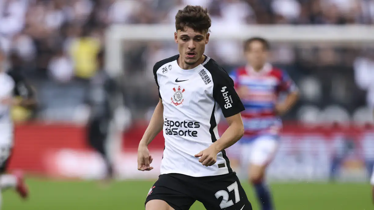 Além de Breno Bidon, extremo com 20 golos em 2025 foi oferecido ao Sporting