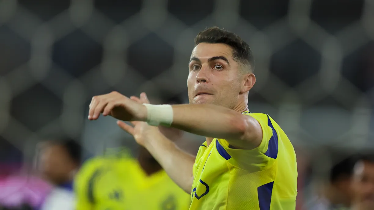 Oficial! Avançado que fez 30 golos no Sporting segue passos de Cristiano Ronaldo e ruma à Arábia