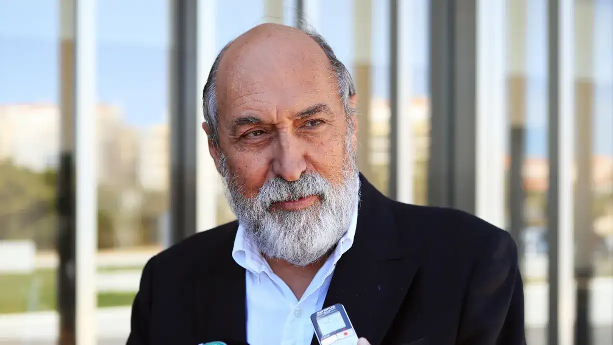 Dias Ferreira questionado sobre que jogador do Benfica gostava de ver no Sporting