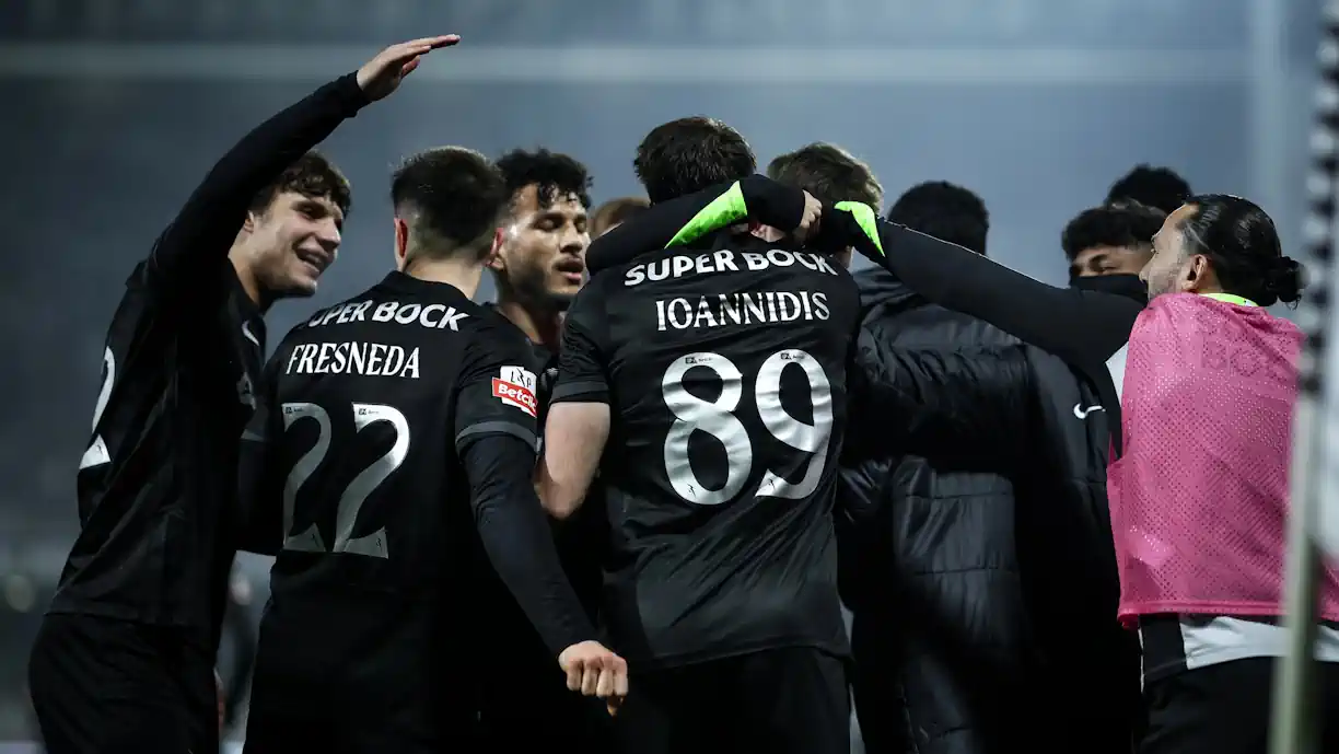 Iturralde González sem dúvidas sobre lance no Vitória SC - Sporting: "Era penálti"