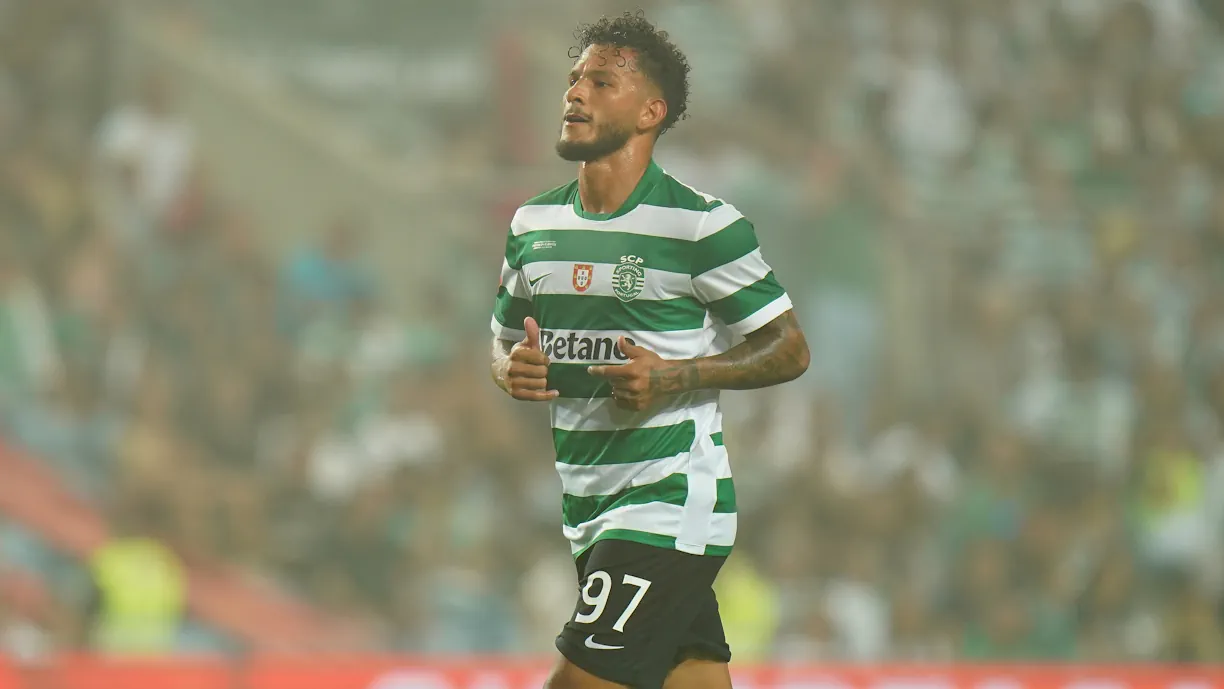 Acompanhe aqui todas as emoções do encontro da Liga Portugal Betclic 25/26 que vai colocar frente a frente equipas do Benfica e Sporting