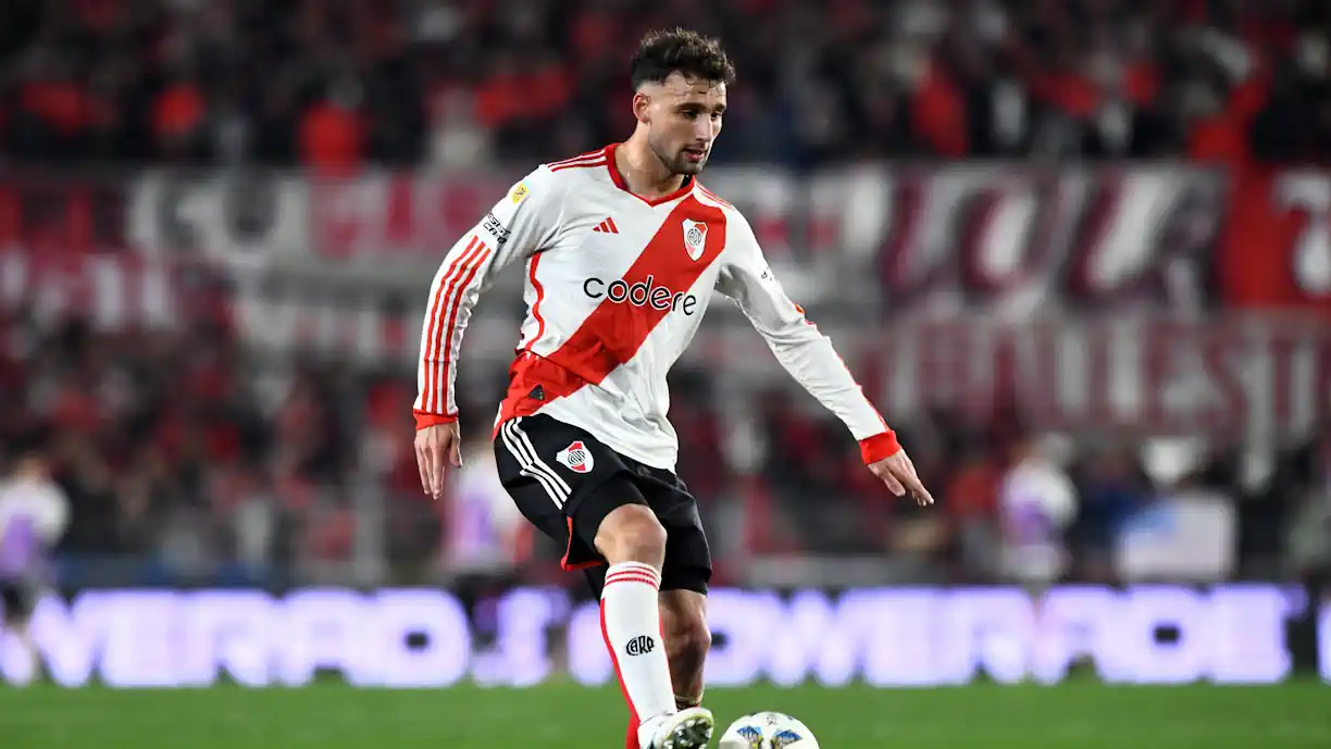 Sporting surge como um dos clubes interessados em Sebastián Boselli, futebolista uruguaio que atua no River Plate