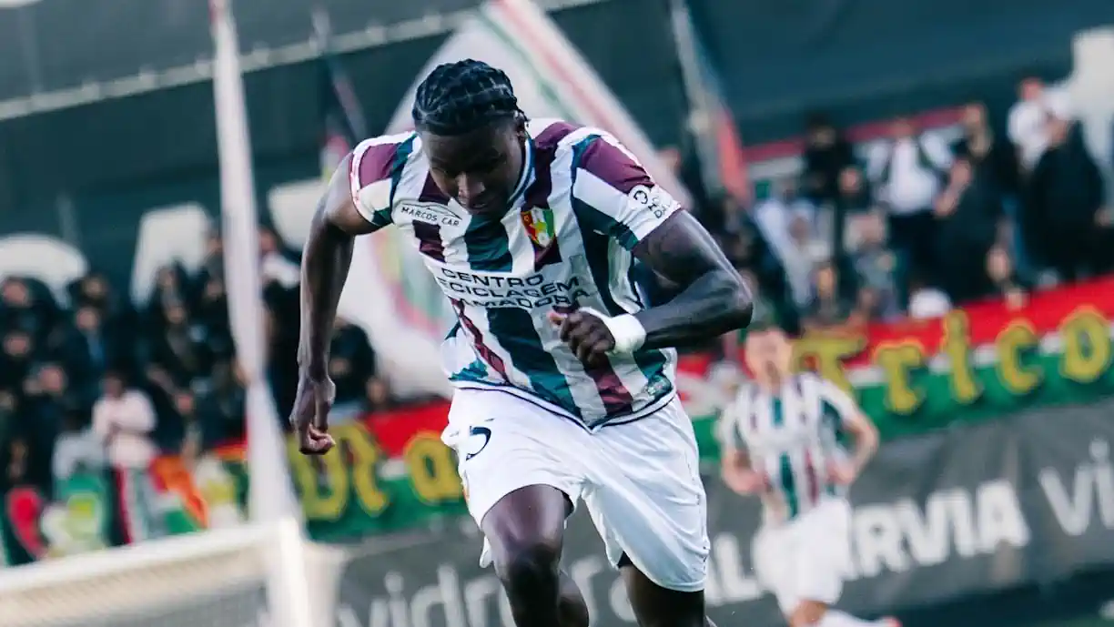 Sporting pode complicar transferência de Sidny Cabral para o Benfica