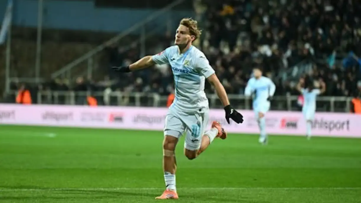 Toni Fruk na mira do Sporting; Extremo é um dos alvos para janeiro