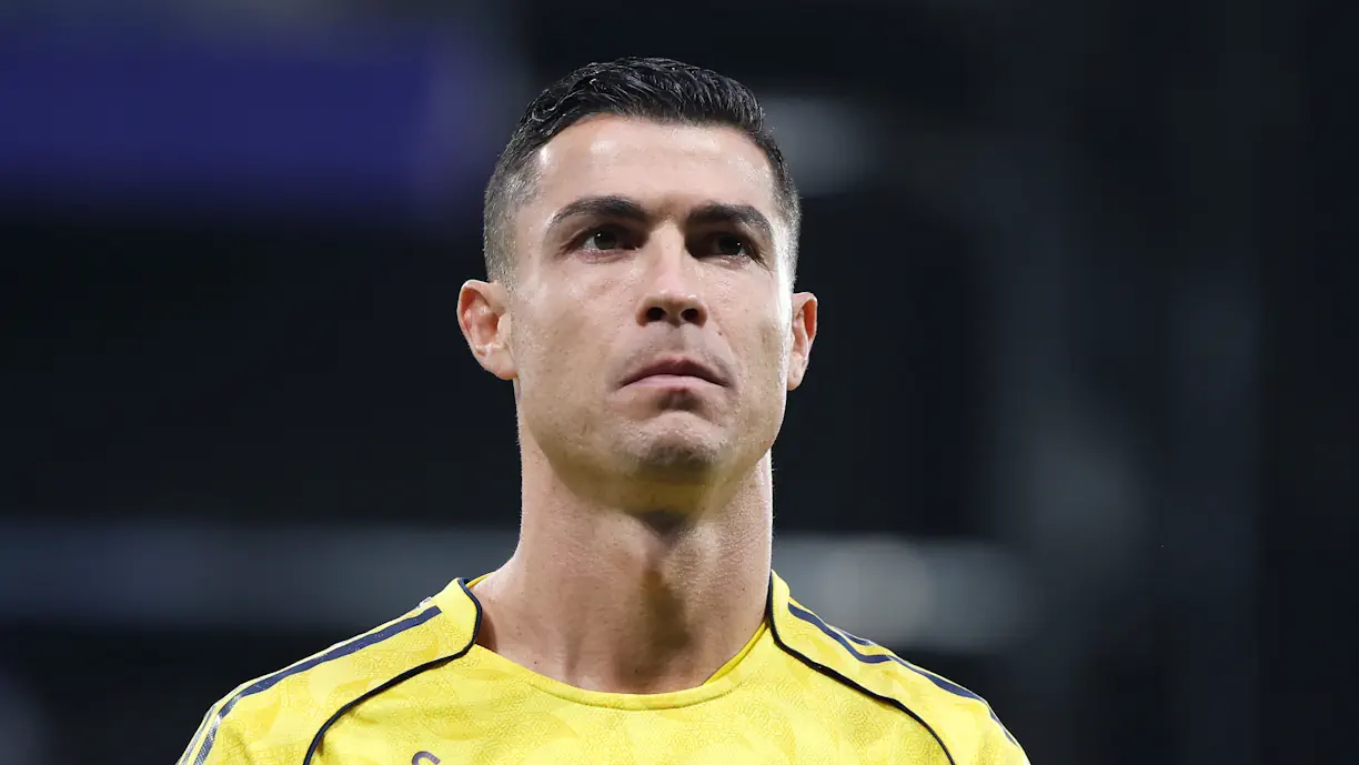 Cristiano Ronaldo marca, mas Al Nassr perde e fica cada vez mais longe do título