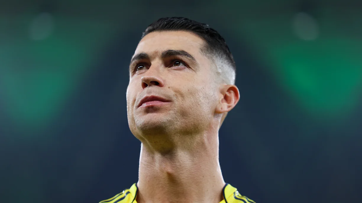 Cristiano Ronaldo não é o futebolista mais rico do mundo e está a anos-luz do primeiro lugar