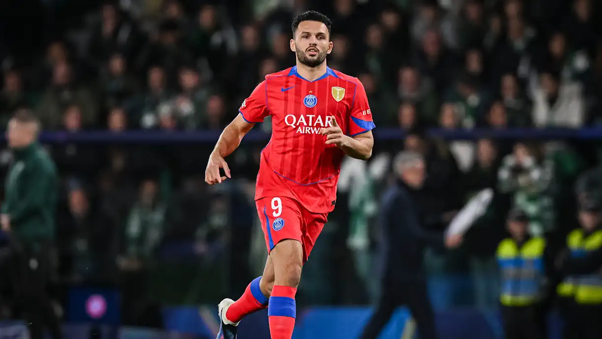 Já na parte final do encontro entre Sporting e PSG, Matheus Reis e Gonçalo Ramos protagonizaram um pequeno ‘sururu’
